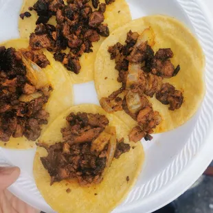 a plate of tacos