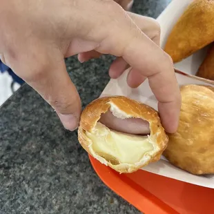 Pastelito de jamón y queso