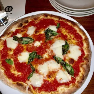 Regina Margherita Pizza