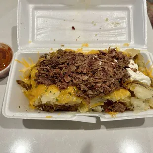 Bud&apos;s Spuds - Stuffed with Chopped Beef