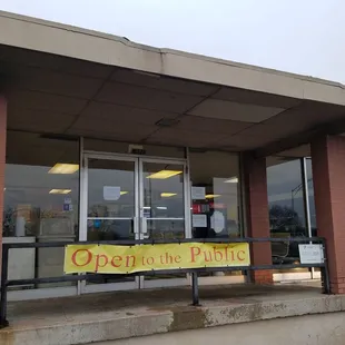 Stopped by to pick up some competition sausage for smoking...and some brats