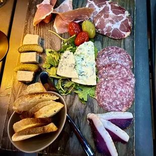 Frog &amp; Slim Charcuterie Board*