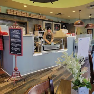 Crepe making station