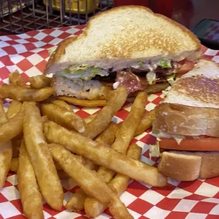 Renie&apos;s BLT