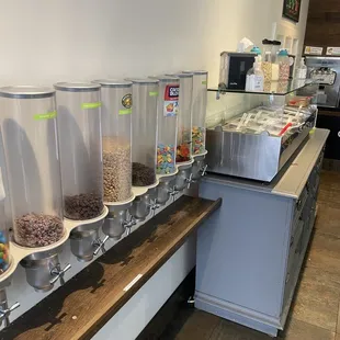 Yogurt topping selection