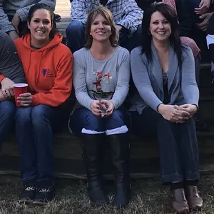 Frog's Bar &amp; Grill Bartenders -Jenna, Sarah, Stacey