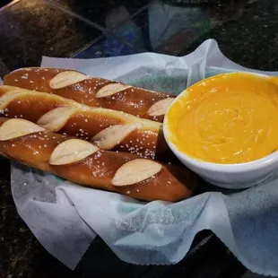 Giant Pretzels &amp; Beer Cheese!