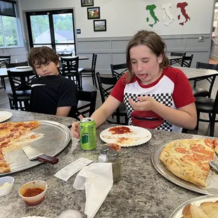 food, pizza