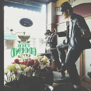 a statue of a man in a suit