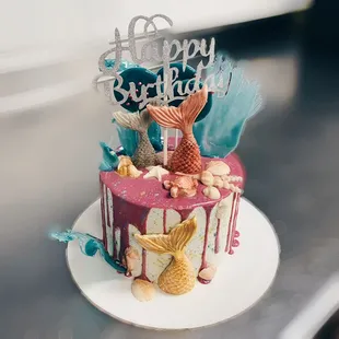 Custom 6&quot; cake