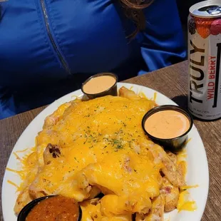 BACON CHEDDAR FRIES!