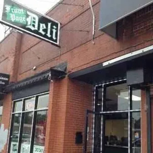 Front Page Deli 7 mile NOW OPEN!