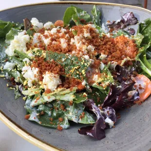 Salad with the best herb cream dressing