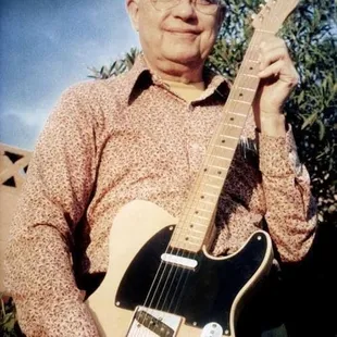 Leo Fender
