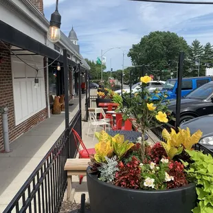 Pretty outdoor seating area