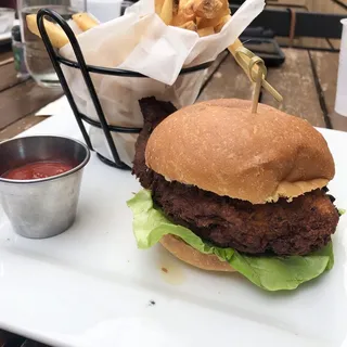 All-Natural Spicy Fried Chicken Lunch