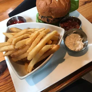 Chipotle Turkey Burger Lunch