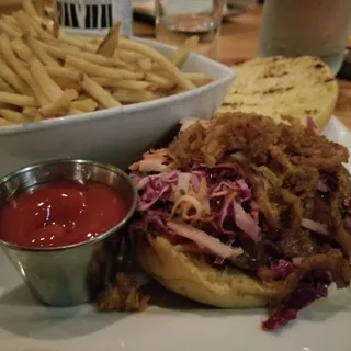 BBQ Jackfruit Sandwich Lunch