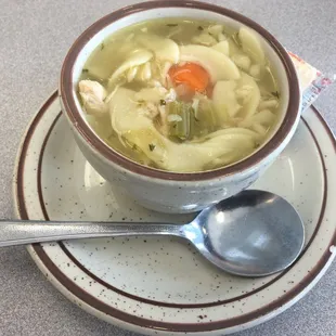 Chicken noodle soup, cup size