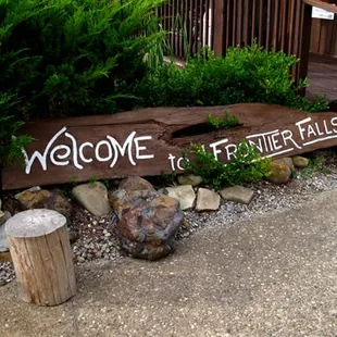 Entrance to Frontier Falls.