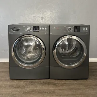 Bosch 3.3 Cu. Ft. Washer WFVC544AUC/26 &amp; 6.7 Cu. Ft. Gas Dryer WTVC553AUC/09
$949.99 - 6 MONTH WARRANTY