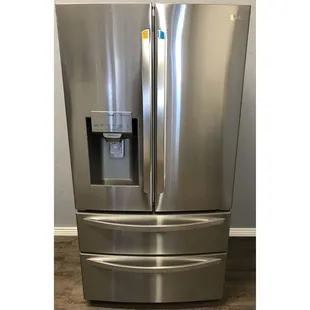 LG 22 Cu. Ft. Refrigerator LMXC22626S/00
$2,559.99 - TWO YEAR WARRANTY