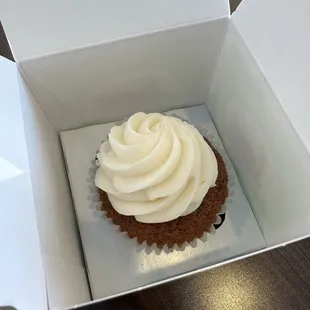 Carrot cake cupcake