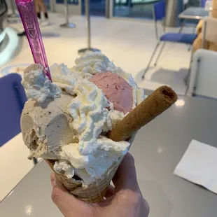 Grande size gelato