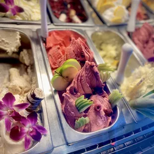 different flavors of ice cream