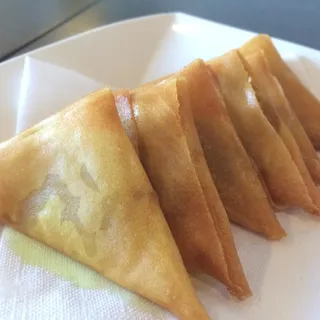 Curry Chicken Triangles