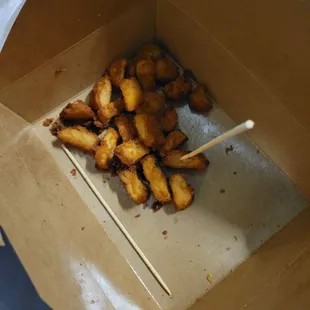 Chicken nibblers. The saddest bunch I have ever seen! Looks nothing like the other photos.