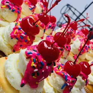 Frosted Artisan Bakery sundae cupcake