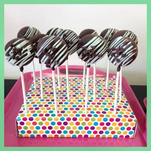 Mint chocolate chip Cakepops!!!