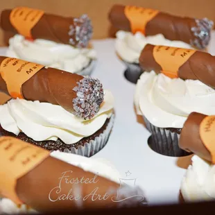 Cigar topper cupcakes