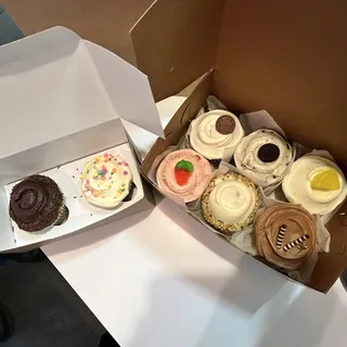 Carrot / Cream Cheese Cupcake