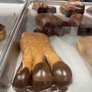 Bear claw