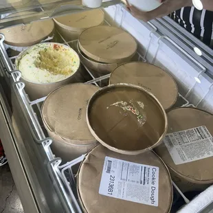 They don't label any of the ice cream flavors in the window display, you just have to read the box