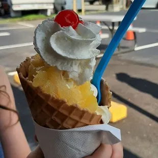walking sundae