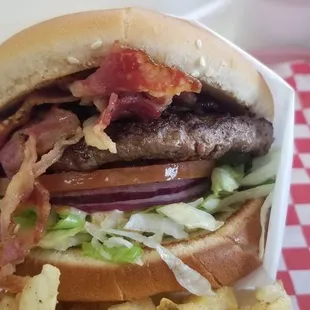 San Joaquin Burger is pretty darn good.