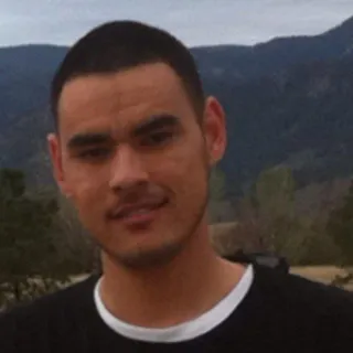 Leandro G.