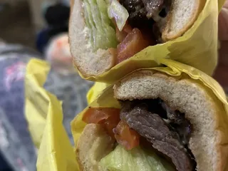 Leo's Burgers