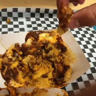 Chili cheese fries
