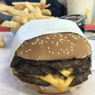 The Monster, 3 patties