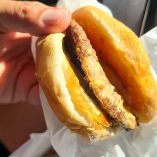 plain kids meal burger. was real good though!