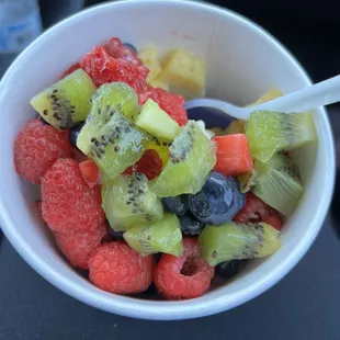 Tart &amp; mango fro-yo