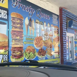 the front of a fast food restaurant