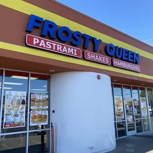 the front of a fast food restaurant