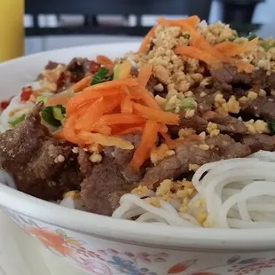 food, ramen and noodles