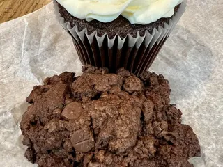 Lizzie’s Bakery Nut Free