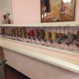 Topping Wall